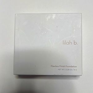 Lilah B. Flawless Finish Foundation - B. Classic